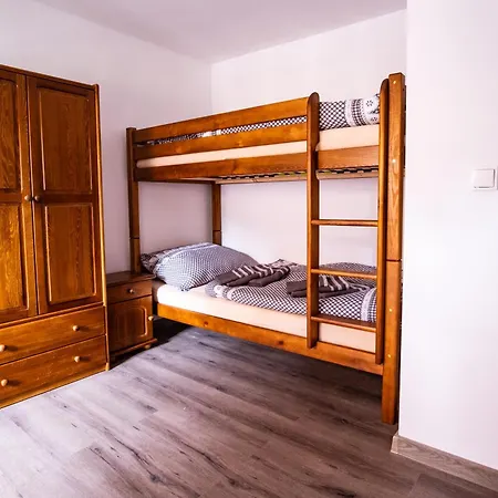 Pod Dubem Chalet *