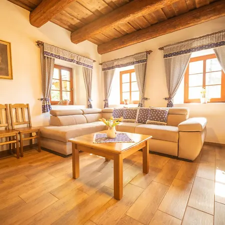 Chalet Pod Dubem Broumov