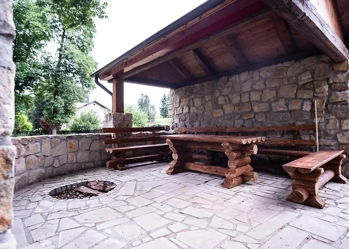 Pod Dubem Chalet *